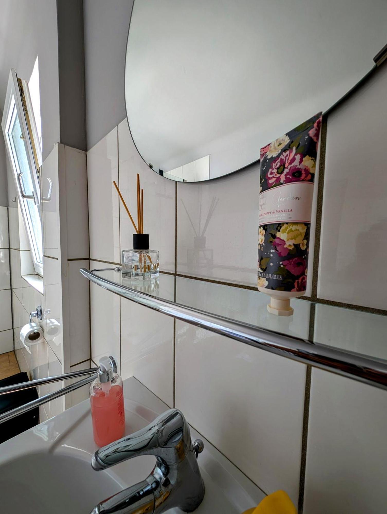 Fewo Bambi Idar-Oberstein - Naturtraum Hunsrueck - 2 Schlafzimmer - Netflix Esterno foto
